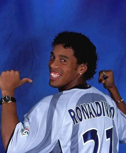 足球界在期 足球界在期