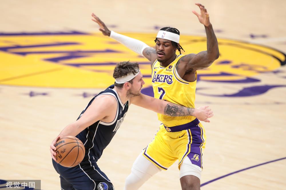 观众人数突 观众人数突