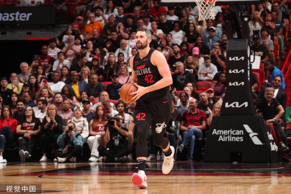 与球迷无限 与球迷无限